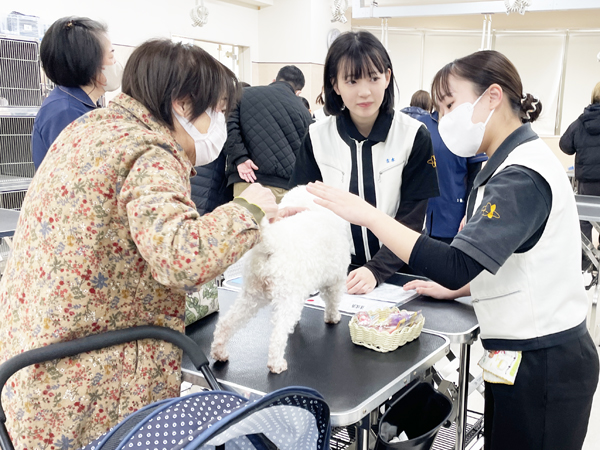 お客様の接客を実践♪